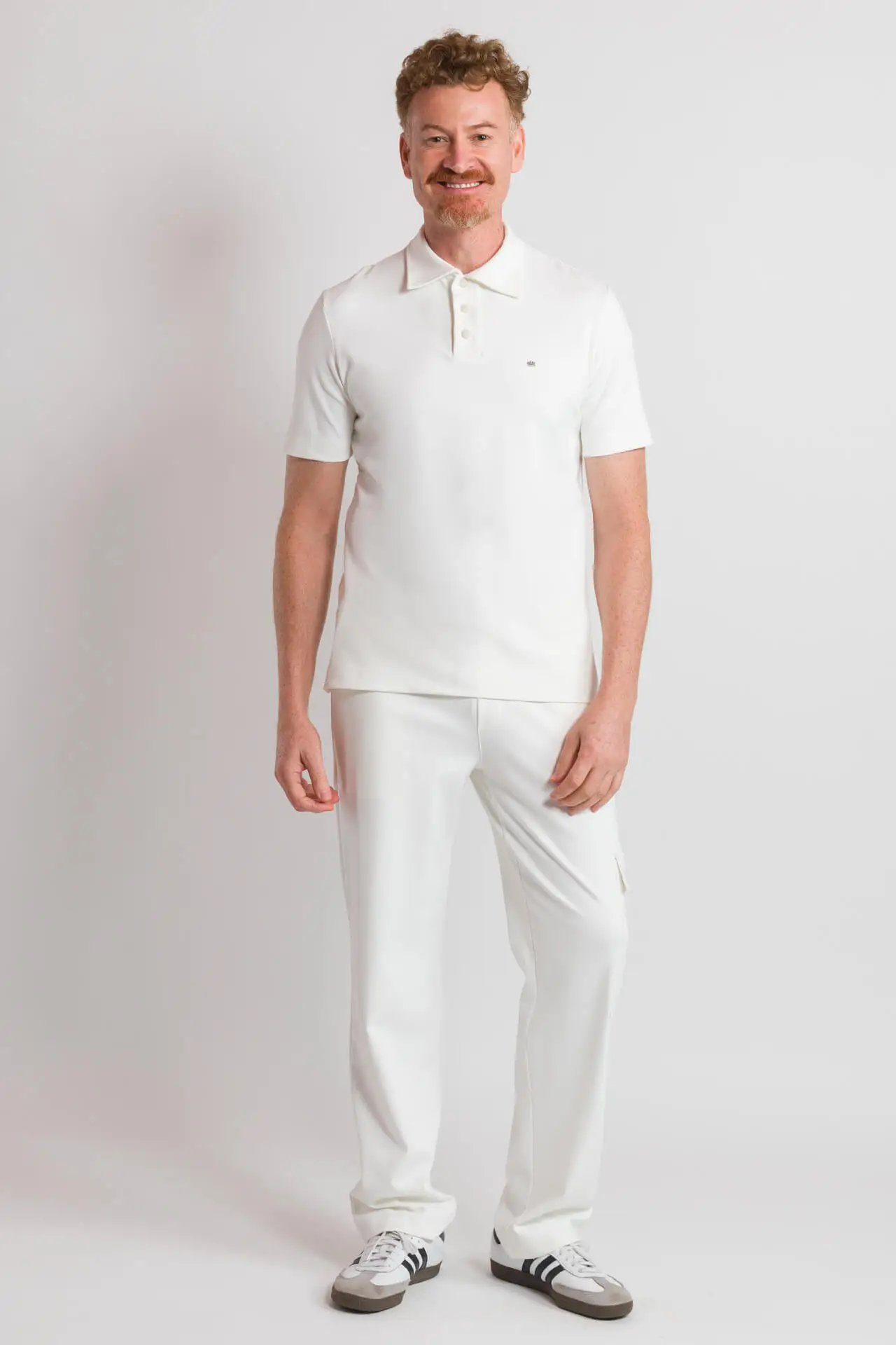 Scrub Polo branco masculino — Sofisticado — Reluz Jalecos